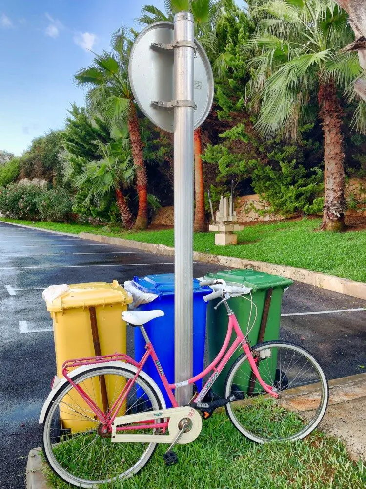 Neighbourhood Recycling Bins
